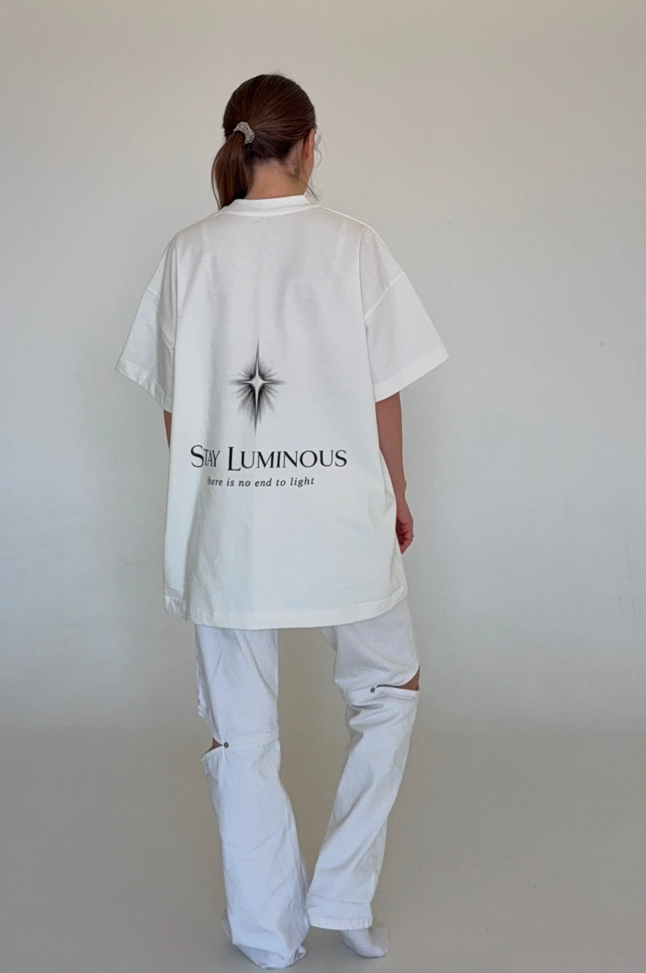 жіноча футболка oversize з принтом STAY LUMINOUS there is no end to light